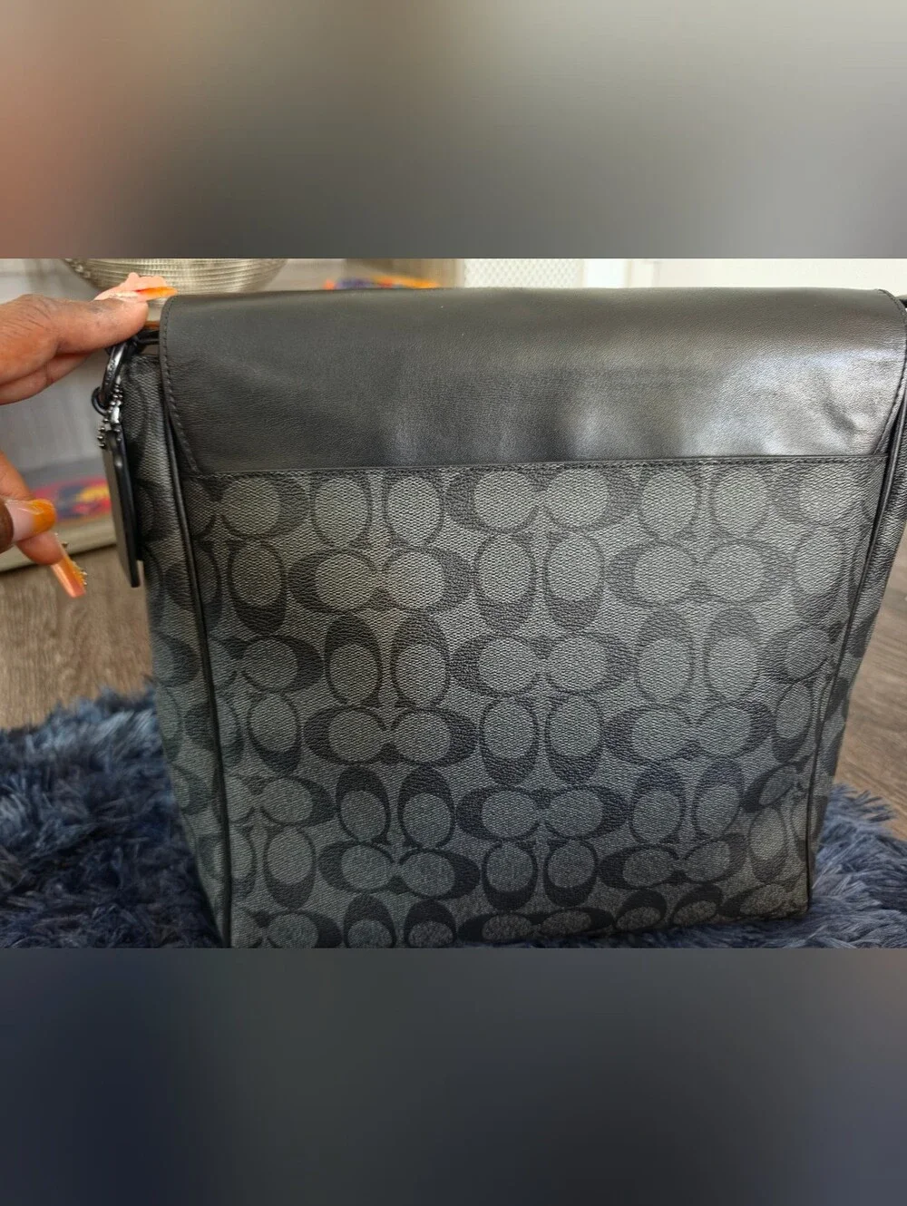 Coach sleek messenger